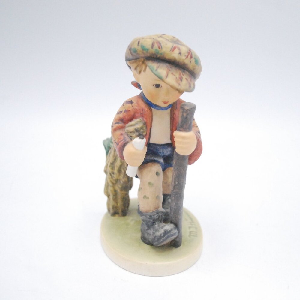 VINTAGE GOEBEL HUMMEL #386 ON SECRET PATH